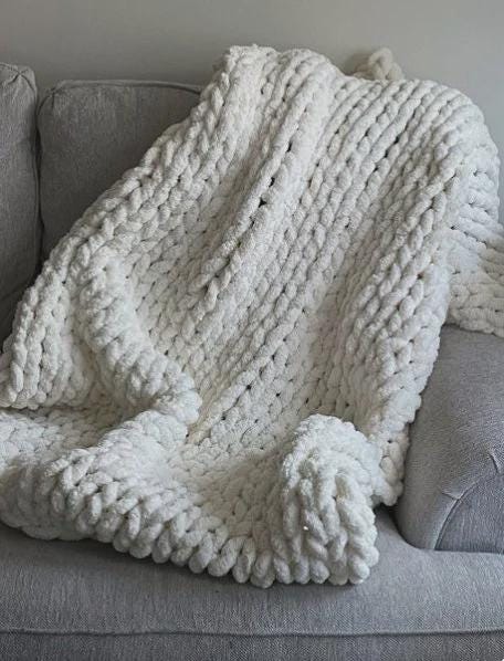 Any-Size Chunky Knit Blanket Pattern - Chunky Hand Knitting - Image 8