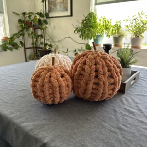 Pumpkin Pouf Pattern - Chunky Hand Knitting